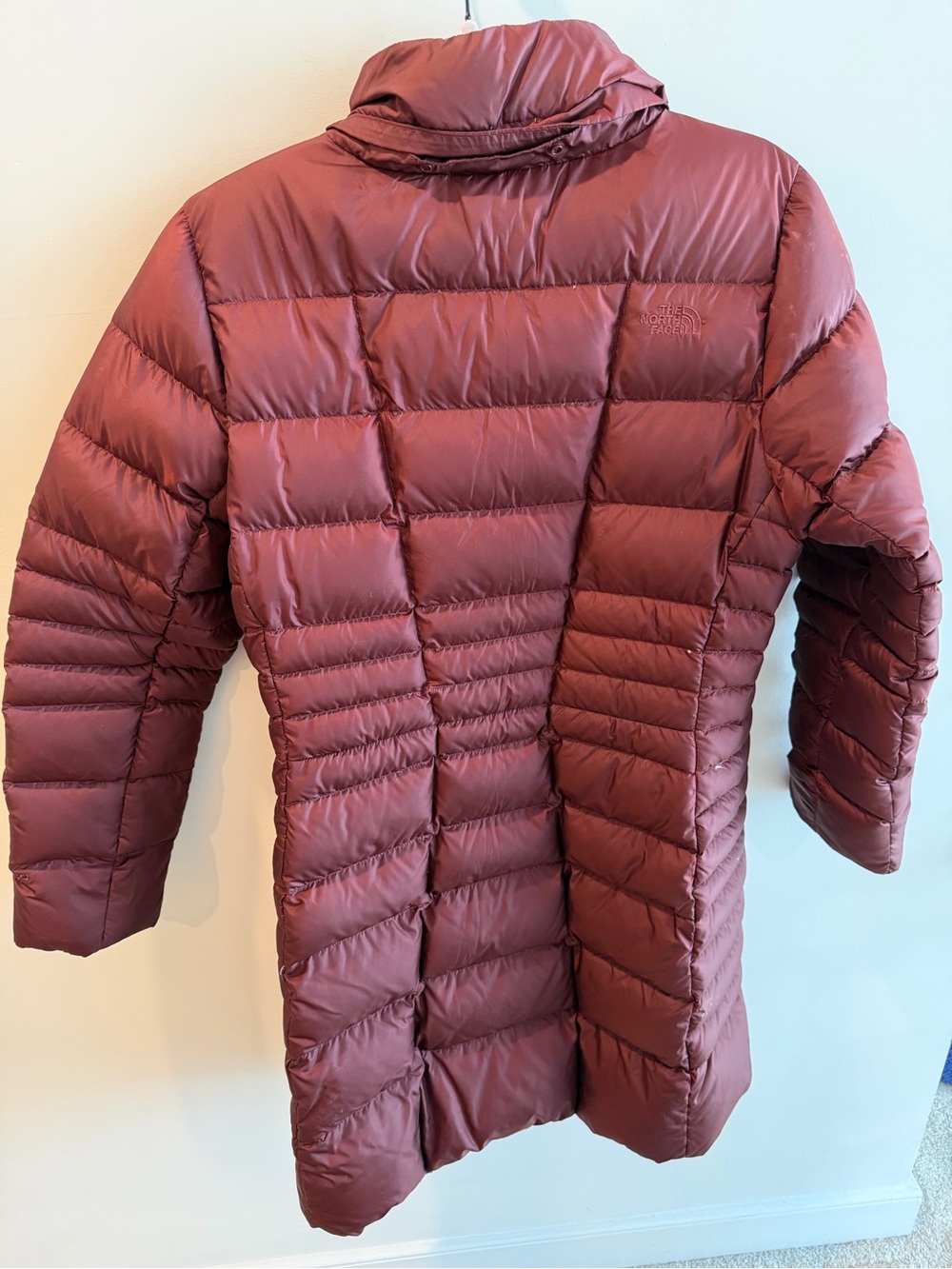 The North Face Long Puffer Jacket - Size M - Picture 2 of 8